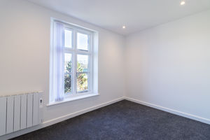 Bedroom- click for photo gallery